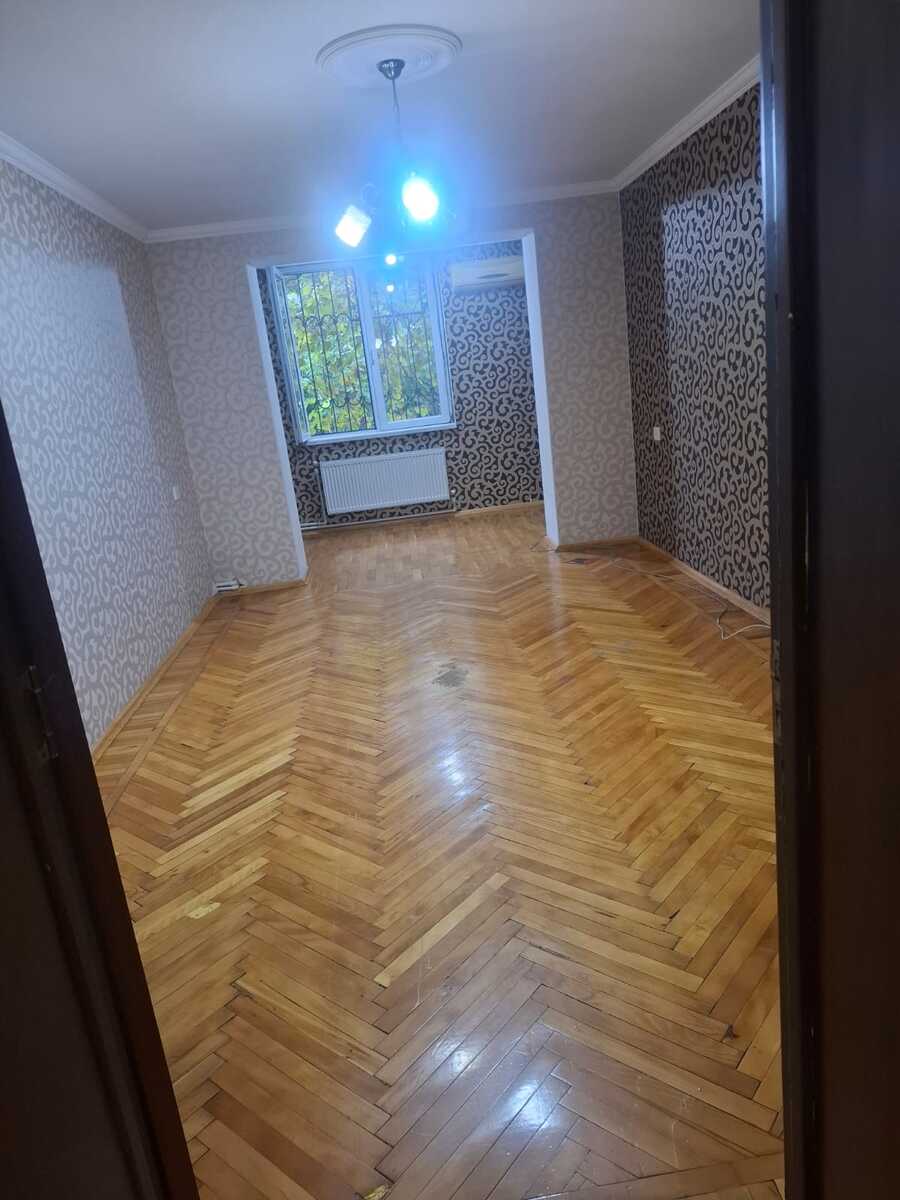 Satılır 3 otaqlı köhnə tikili 115 m² — Mənzil, Bakı (2)