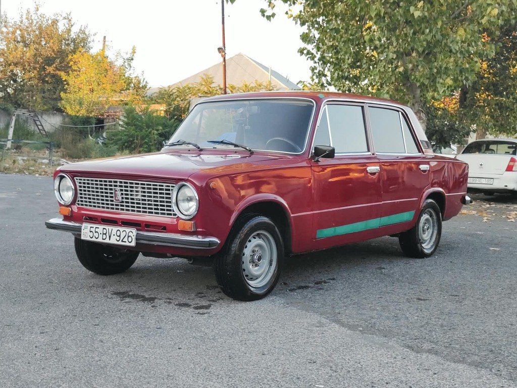 Lada (VAZ) 2101, 1.3 L, 1972 il, 300 000 km 55-BV-926 — Avtomobillər, Şəki (9)
