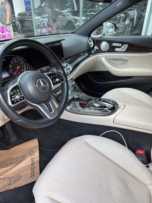 Mercedes E 300, 2.0 L, 2019 il, 90 000 km — Avtomobillər, Bakı (11)