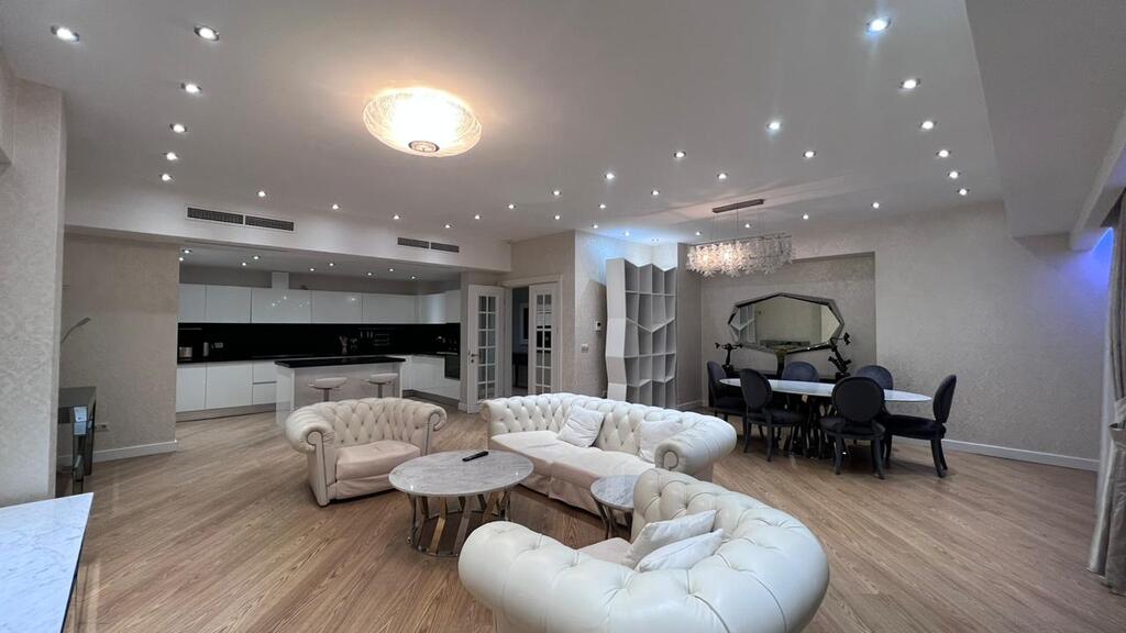 İcarəyə verilir 3 otaqlı yeni tikili 185 m² — Mənzil, Bakı (6)