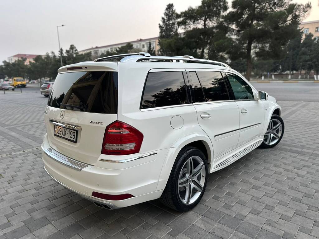 Mercedes GL 450 4MATIC, 4.7 L, 2007 il, 260 000 km 99-UK-199 — Avtomobillər, Bakı (3)