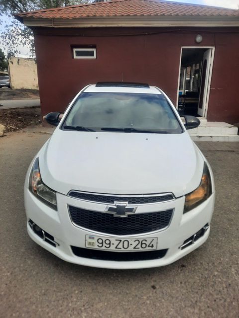 Chevrolet Cruze, 1.4 L, 2014 il, 280 000 km — 11 300 ₼ · Sumqayıt · Avtomobillər Chevrolet Cruze, 1.4 L, 2014 il, 280 000 km — Sumqayıt