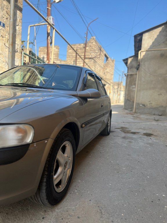 Opel Vectra, 2.0 L, 1997 il, 534 000 km 90-UH-687 — Avtomobillər, Bakı (3)