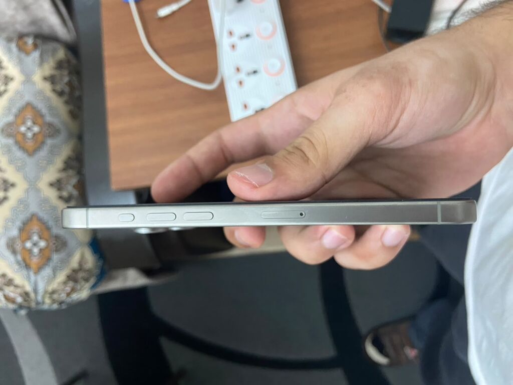 IPhone 15 Pro Max, 256 GB, Gümüşü, Face ID — Apple iPhone, Xırdalan (5)