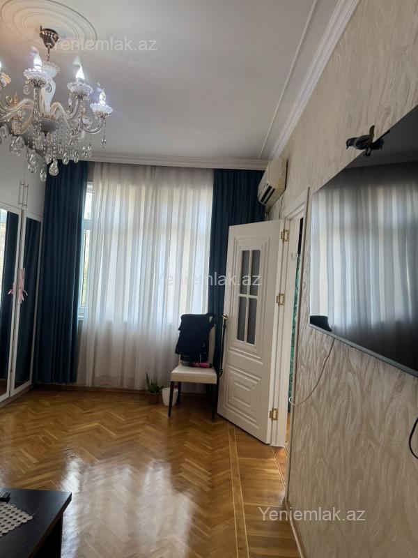Satılır 2 otaqlı Bina evi menzil (Köhnə tikili), 35 m², Nəsimi rayonu — Mənzil, Bakı (3)