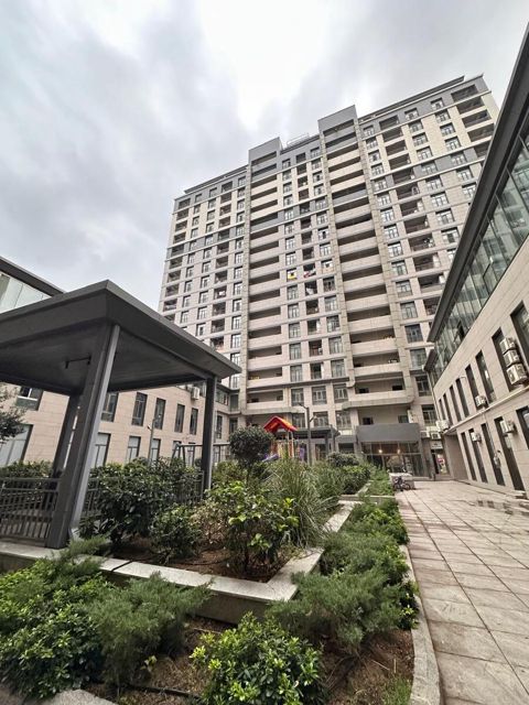 Satılır 3 otaqlı yeni tikili 101 m² — Bakı