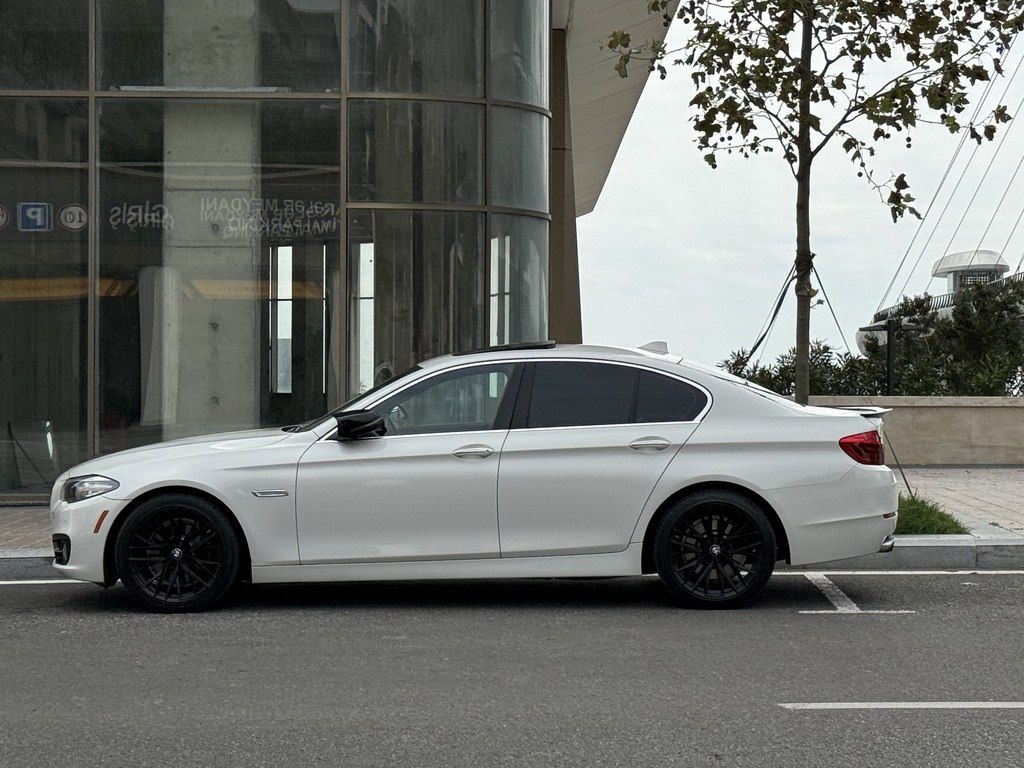 BMW 528, 2.0 L, 2015 il, 176 200 km — Avtomobillər, Bakı (3)