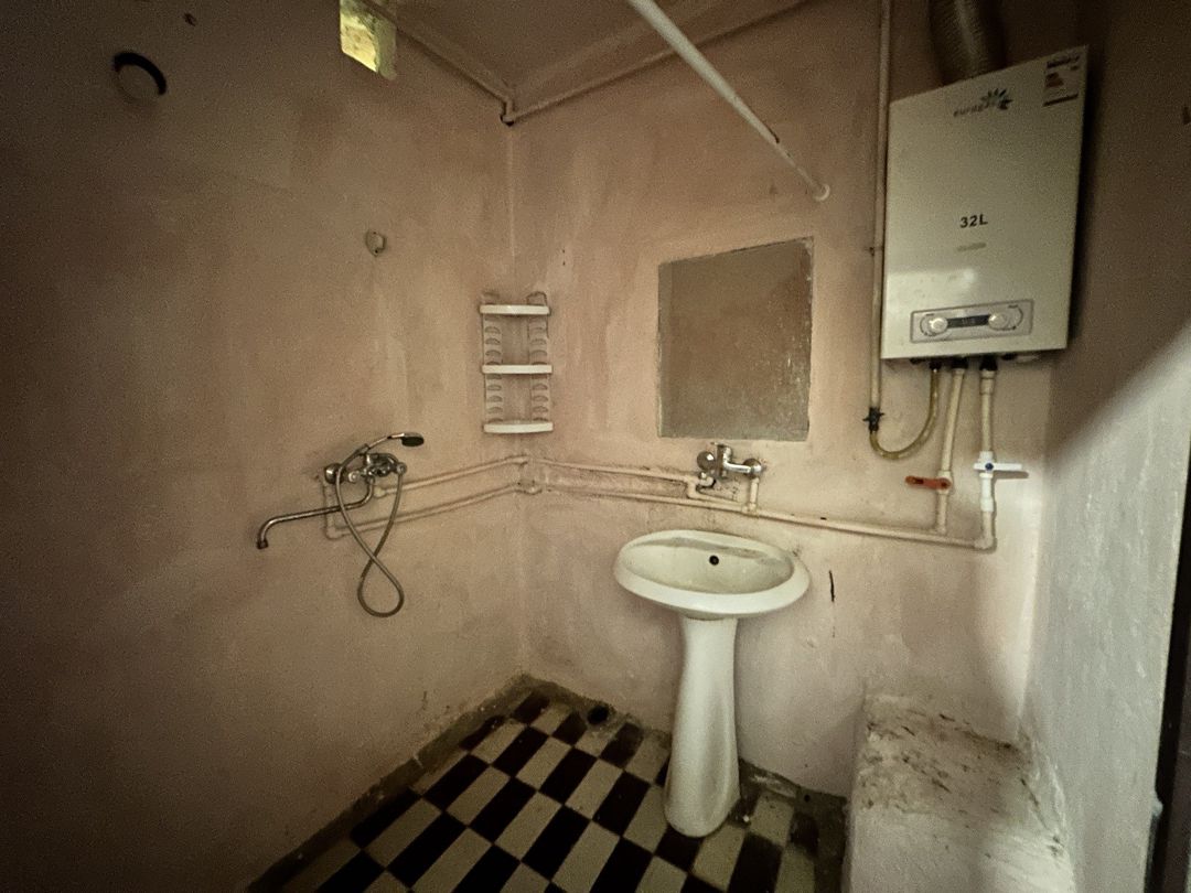 Satılır 2 otaqlı köhnə tikili 55 m² — Mənzil, Bakı (12)