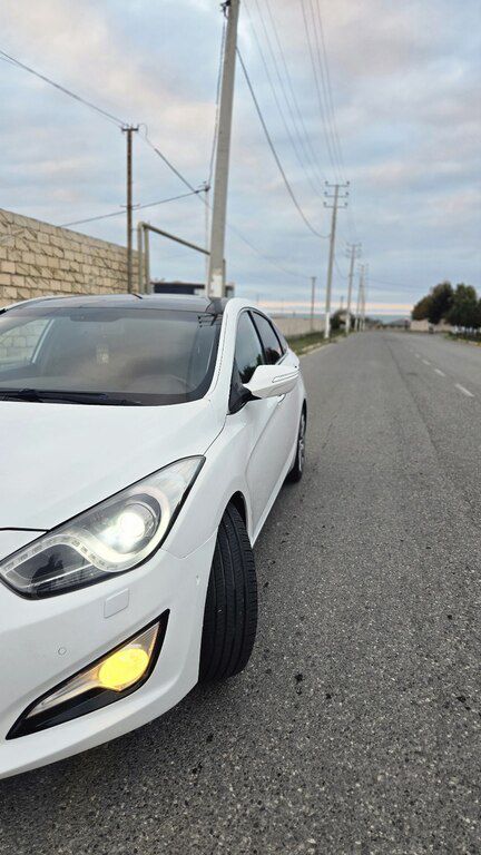 Hyundai i40, 2.0 L, 2011 il, 216 000 km — Avtomobillər, Sumqayıt (4)