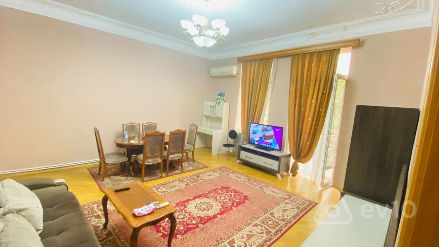 3 otaqlı mənzil, 90 m², Bülbül Pr — kirayə — Bakı
