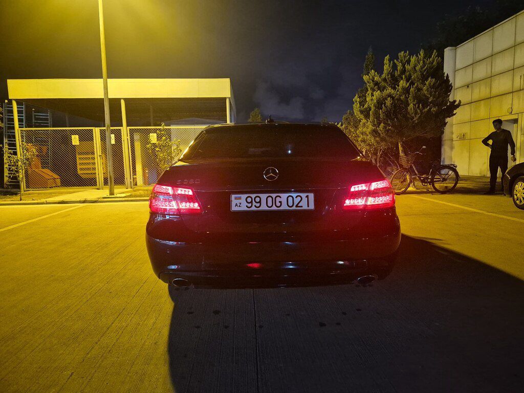 Mercedes E 250, 1.8 L, 2011 il, 241 453 km 99-OG-021 — Avtomobillər, Bakı (4)