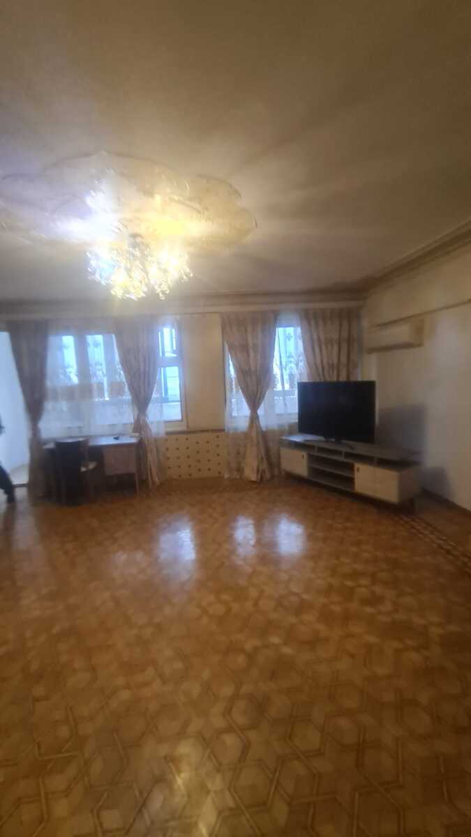 İcarəyə verilir 2 otaqlı köhnə tikili 70 m² — Mənzil, Bakı (2)