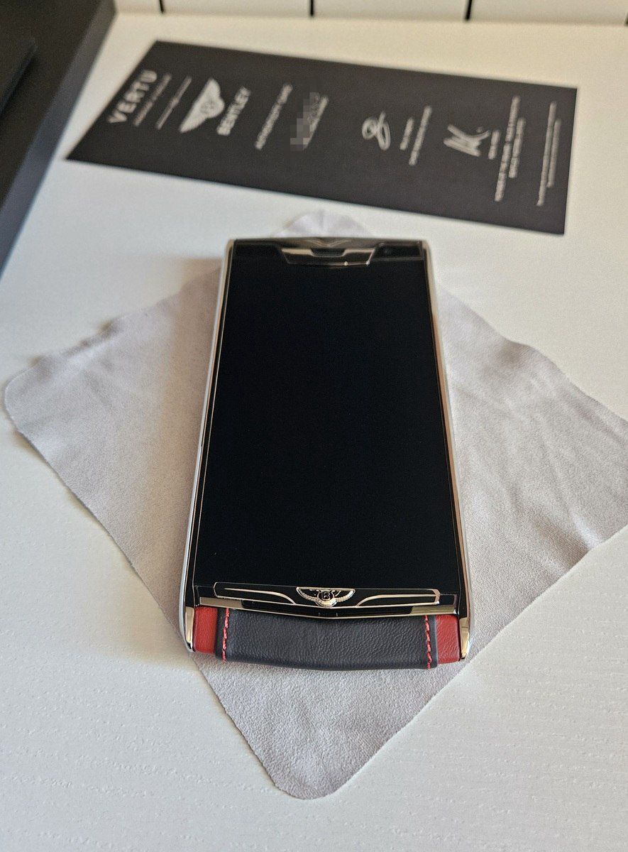 Vertu Signature Touch Bentley 64GB/2GB — Smartfonlar, Bakı (7)