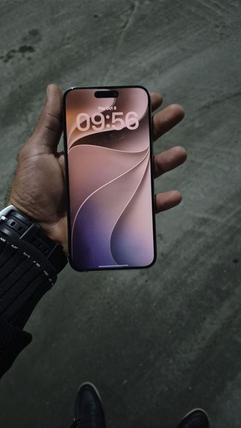 256 GB, Natural Titanium, Face ID — 1 270 ₼ · Bakı · Apple iPhone 256 GB, Natural Titanium, Face ID — Bakı