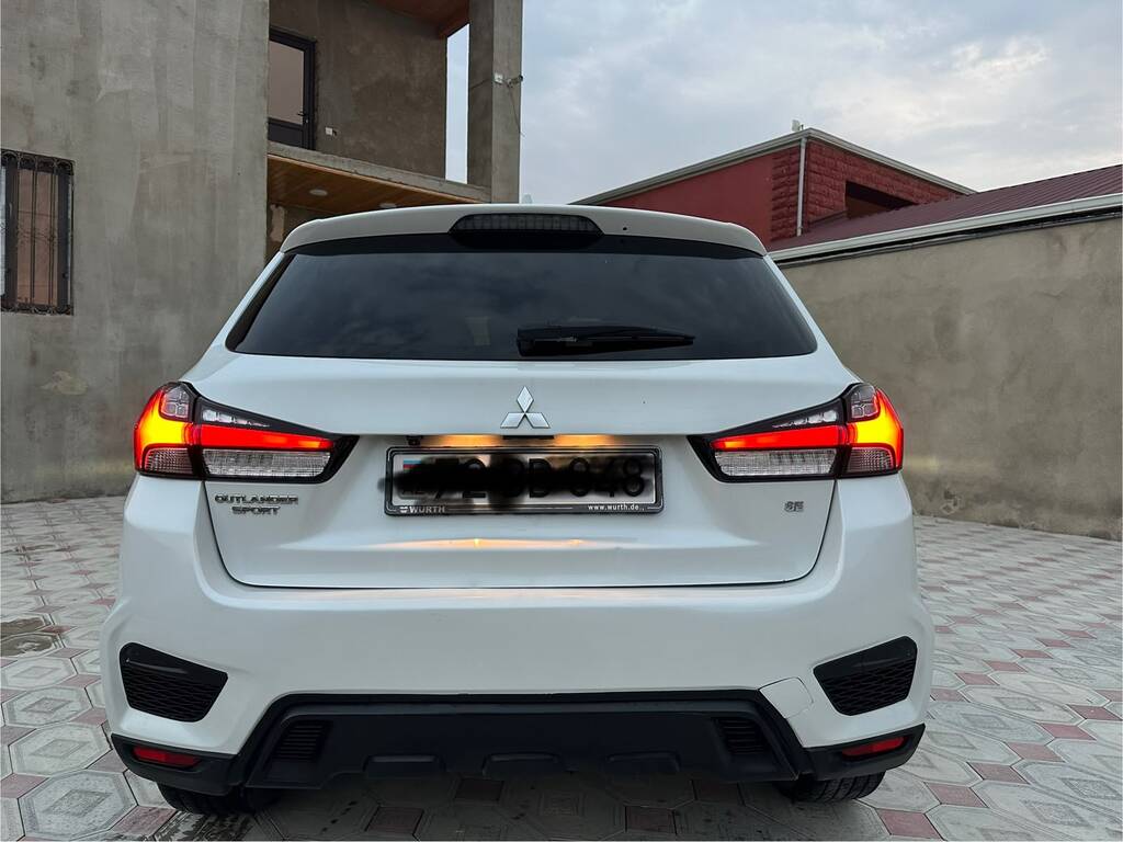 Mitsubishi Outlander, 2.0 L, 2021 il, 80 000 km 72-BB-848 — Avtomobillər, Bakı (4)