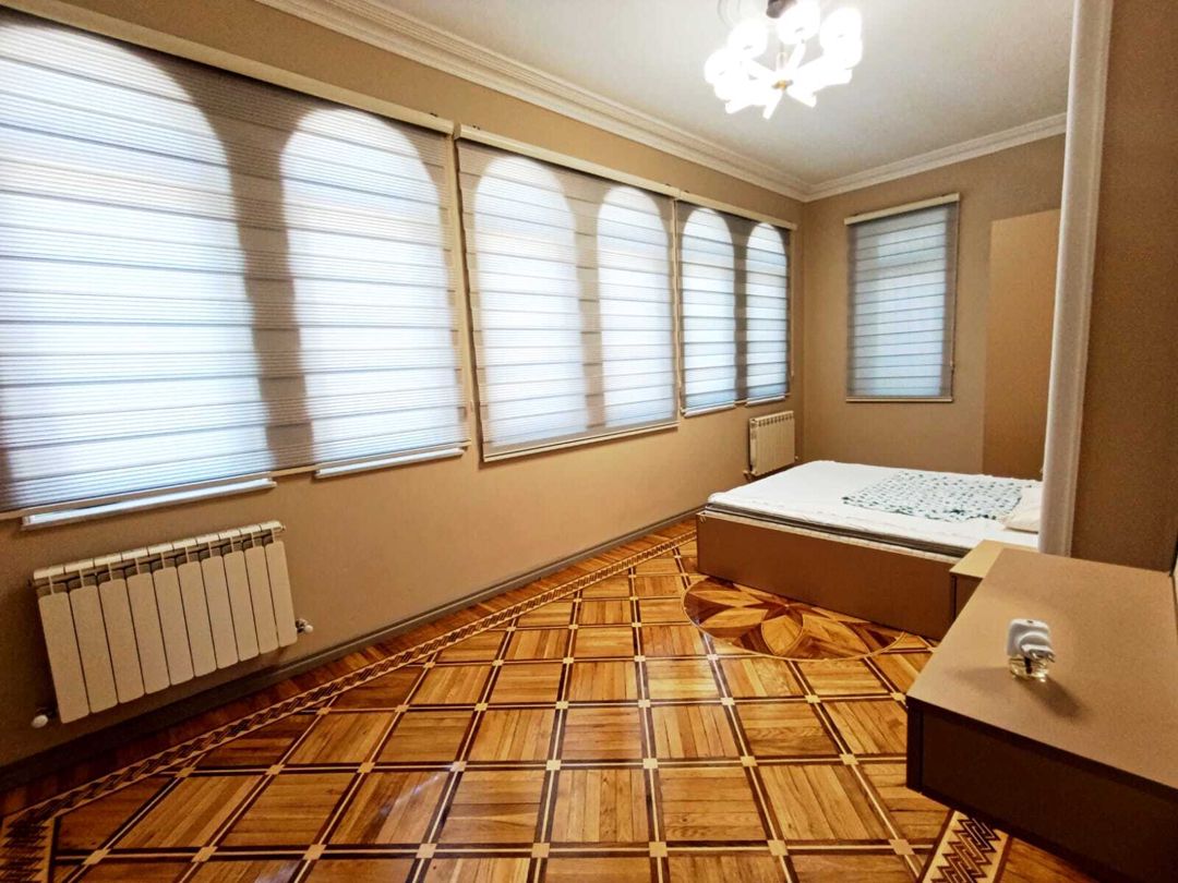 Satılır 6 otaqlı həyət evi/bağ evi 350 m² — Ev, villa, Bakı (12)