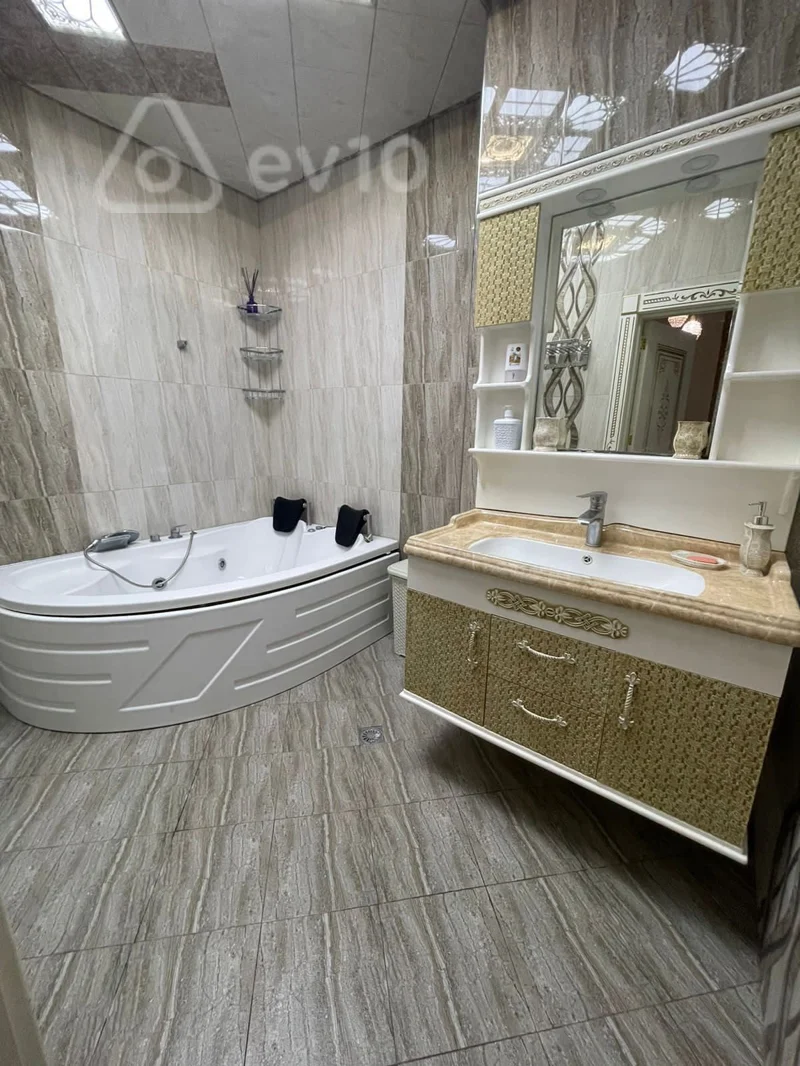 4 otaqlı mənzil, 180 m², yasamal hospitalin yaxnligi — kirayə — Mənzil, Bakı (7)