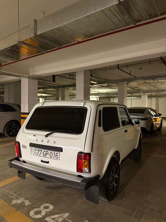 Lada (VAZ) Niva, 1.7 L, 2020 il, 80 000 km 77-GP-016 — Avtomobillər, Bakı (2)