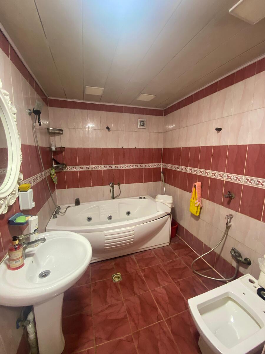 Satılır 6 otaqlı həyət evi/bağ evi 200 m² — Ev, villa, Bakı (12)