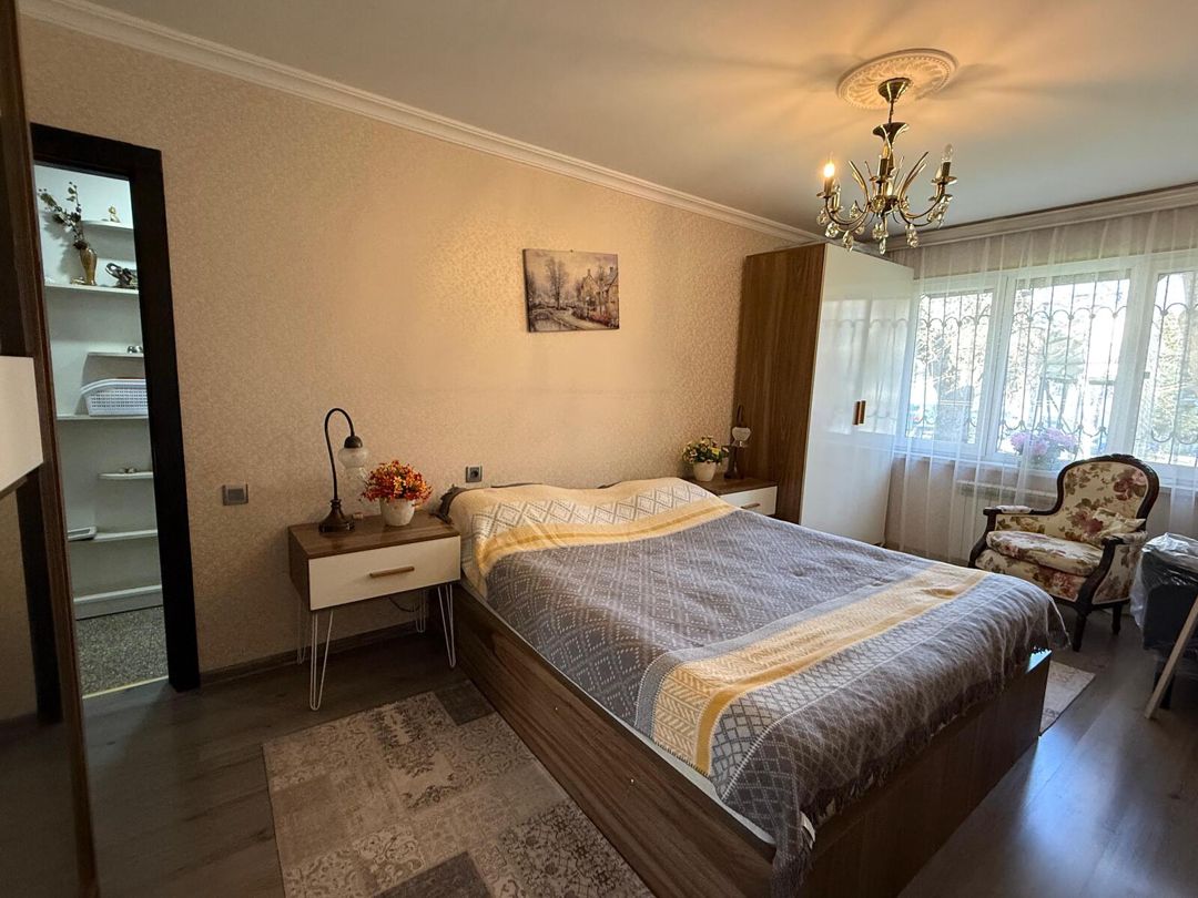 Satılır 3 otaqlı köhnə tikili 75 m² — Mənzil, Bakı (2)