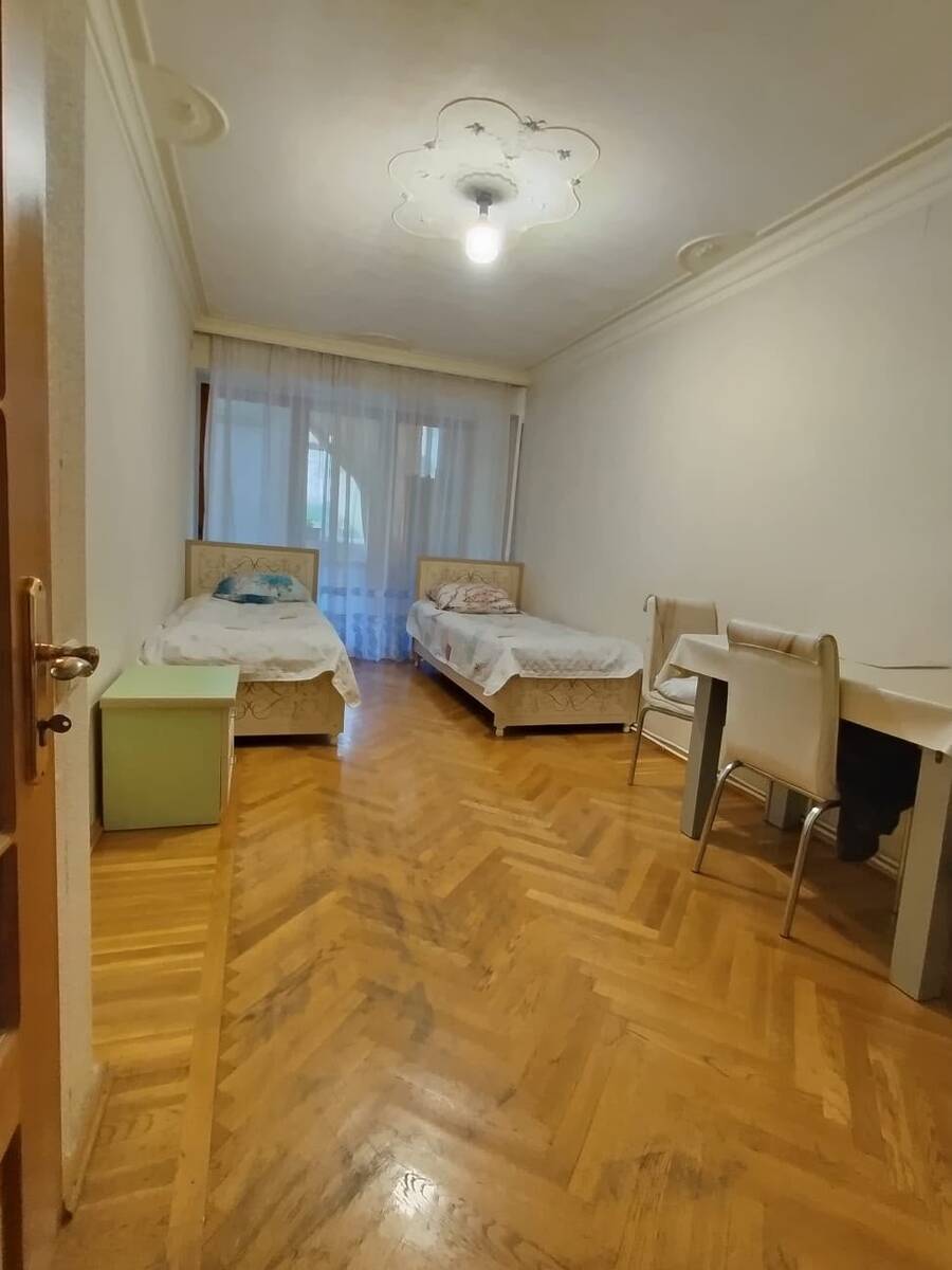 Satılır 3 otaqlı köhnə tikili 100 m² — Mənzil, Bakı (8)