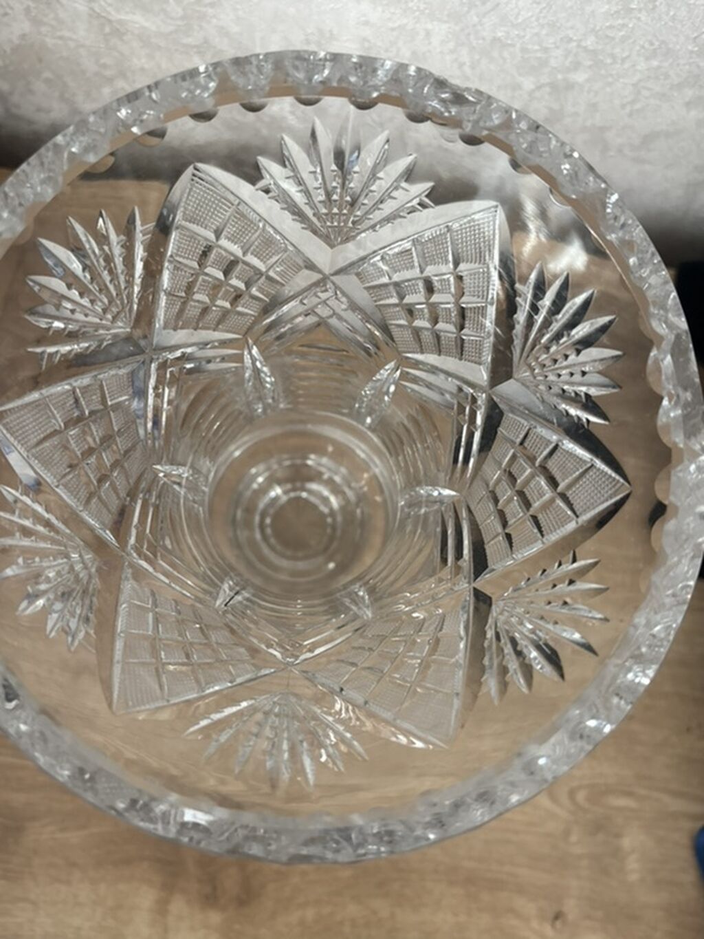 Bir vaza, Xrustal — Vaazalar, kreslolar, süni çiçəklər, Bakı (3)