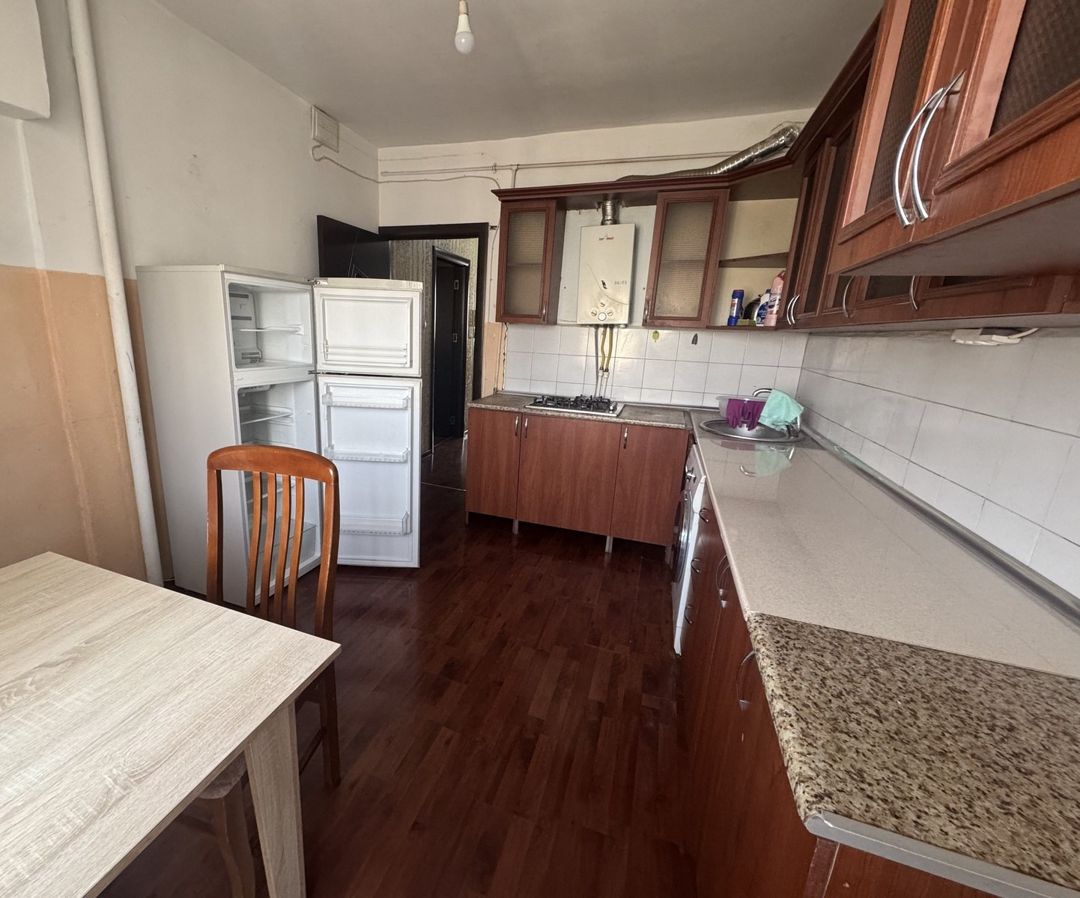 İcarəyə verilir 2 otaqlı köhnə tikili 58 m² — Mənzil, Bakı (5)
