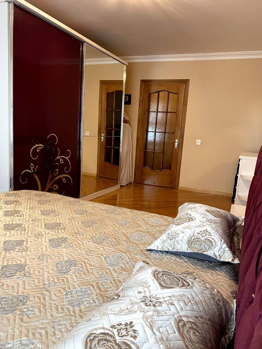 İcarəyə verilir 4 otaqlı köhnə tikili 120 m² — Mənzil, Bakı (9)