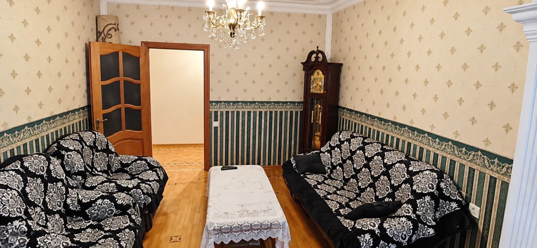 Satılır 4 otaqlı köhnə tikili 110 m² — Mənzil, Bakı (5)