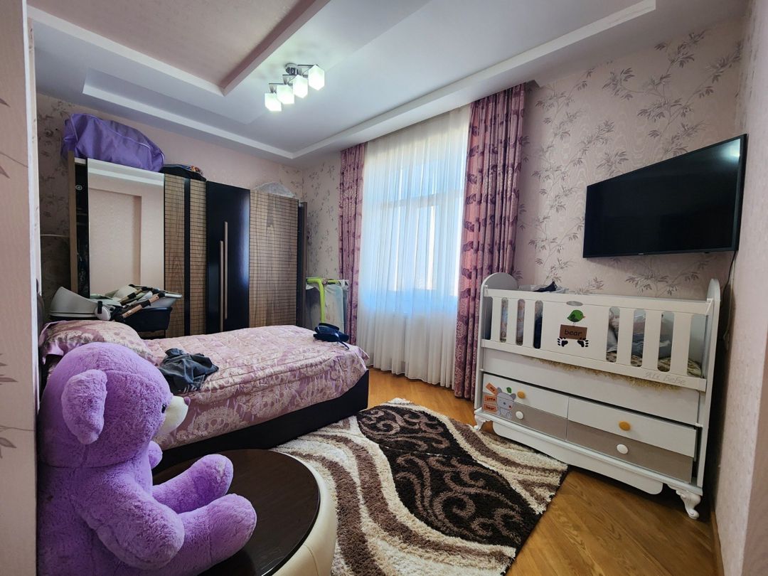 Satılır 5 otaqlı yeni tikili 240 m² — Mənzil, Bakı (7)