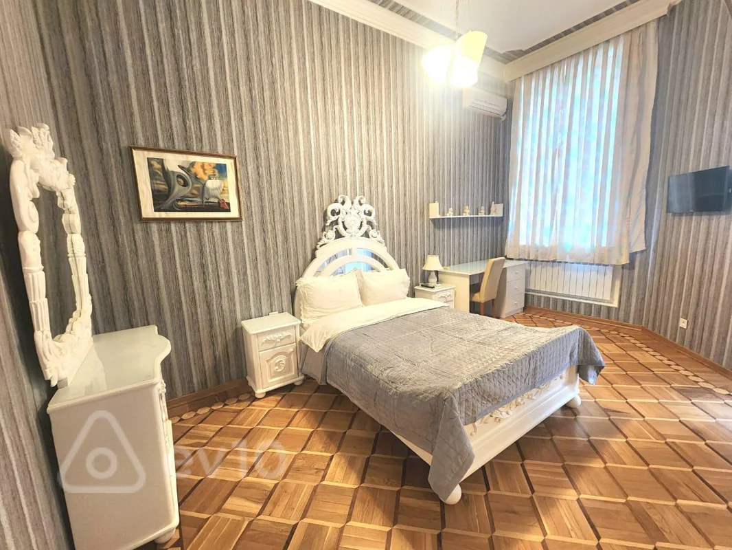 2 otaqlı mənzil, 70 m², Nizami küçəsi — kirayə — Mənzil, Bakı (4)