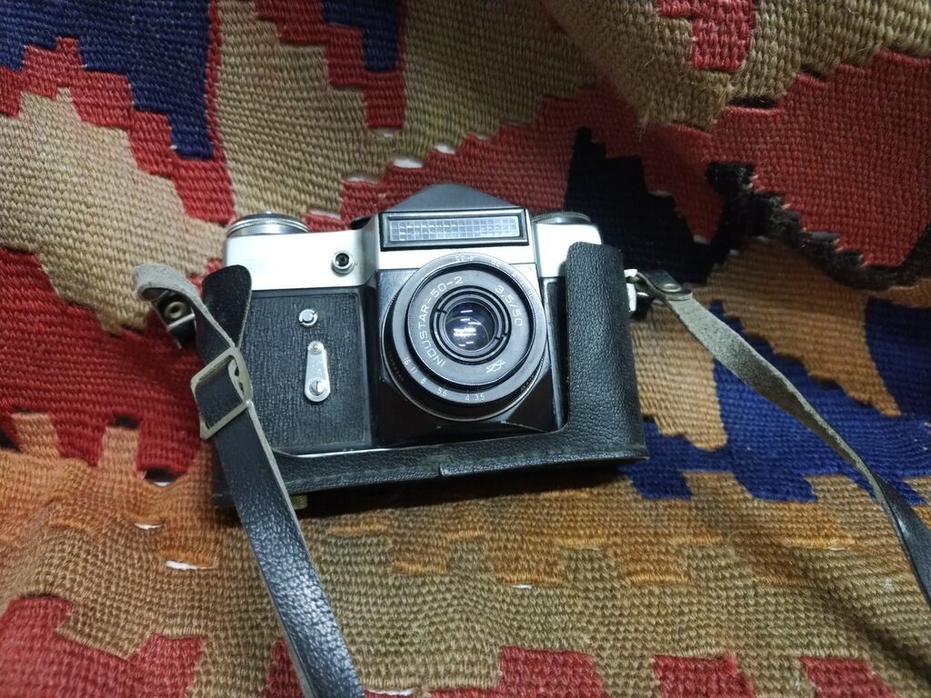 Zenit-E 35mm SLR fotoaparatı - Obyektiv: Industar-50-2, 50 mm, f/3.5 — Fotoaparat, Bakı (3)