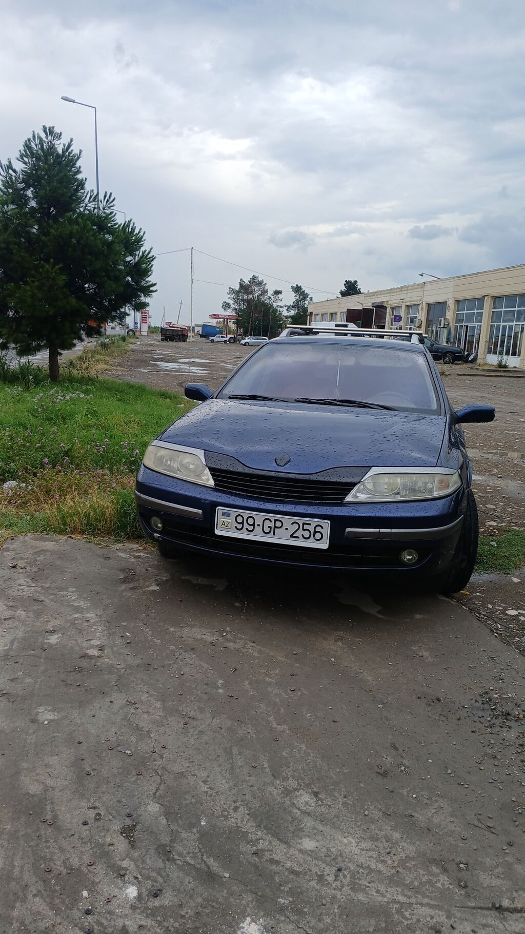 Renault Laguna II Grandtour (universal) – mavi rəngdə, 5 qapılı ailə 99-GP-256 — Avtomobillər, Goranboy (2)
