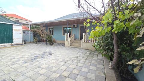 Satılır 4 otaqlı həyət evi/bağ evi 120 m² — 81 000 ₼ · Bakı · Ev, villa Satılır 4 otaqlı həyət evi/bağ evi 120 m² — Bakı