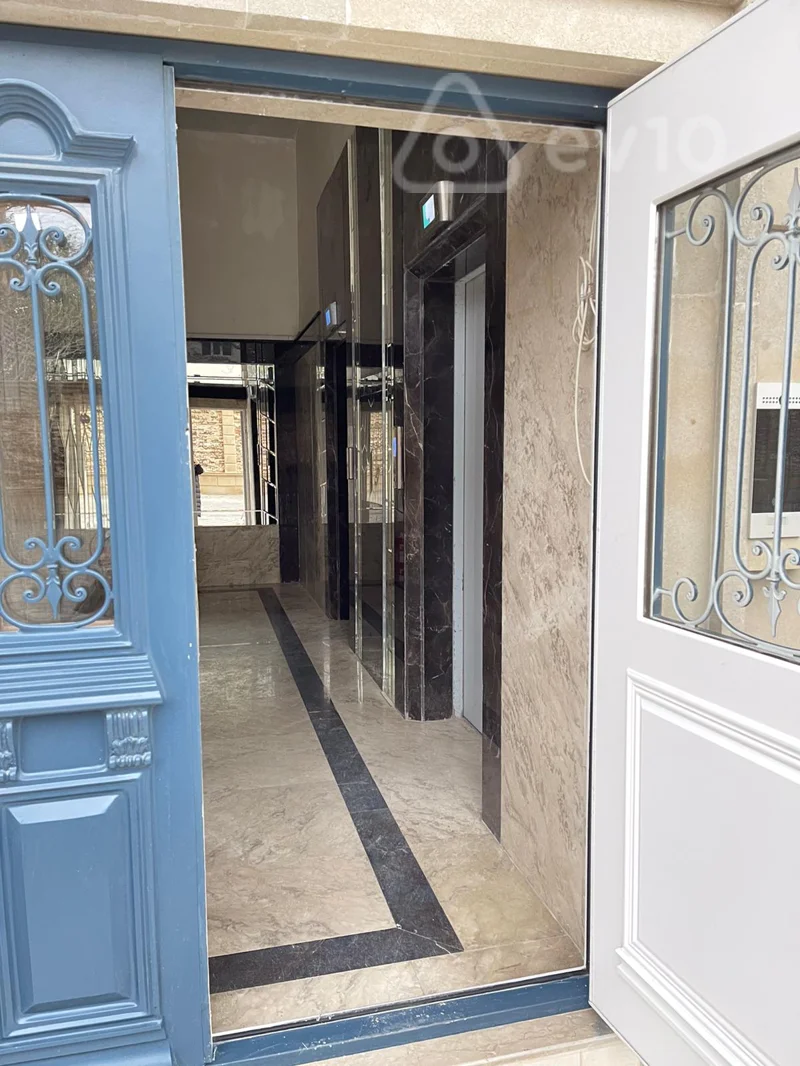 4 otaqlı mənzil, 231 m², Nesibey Yusifbeyli kucesi — Mənzil, Bakı (8)