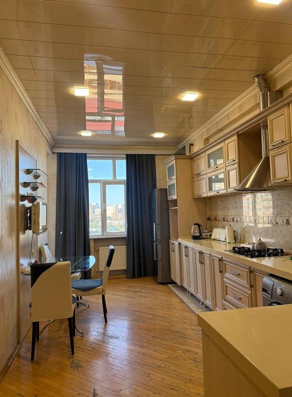 3 otaqlı mənzil, 130 m², Ceyhun Səlimov küç., Bakı — Mənzil, Bakı (9)