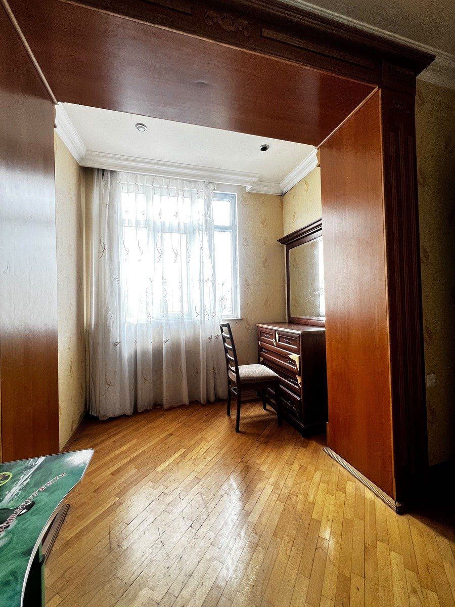 Satılır 2 otaqlı köhnə tikili 55 m² — Mənzil, Bakı (9)
