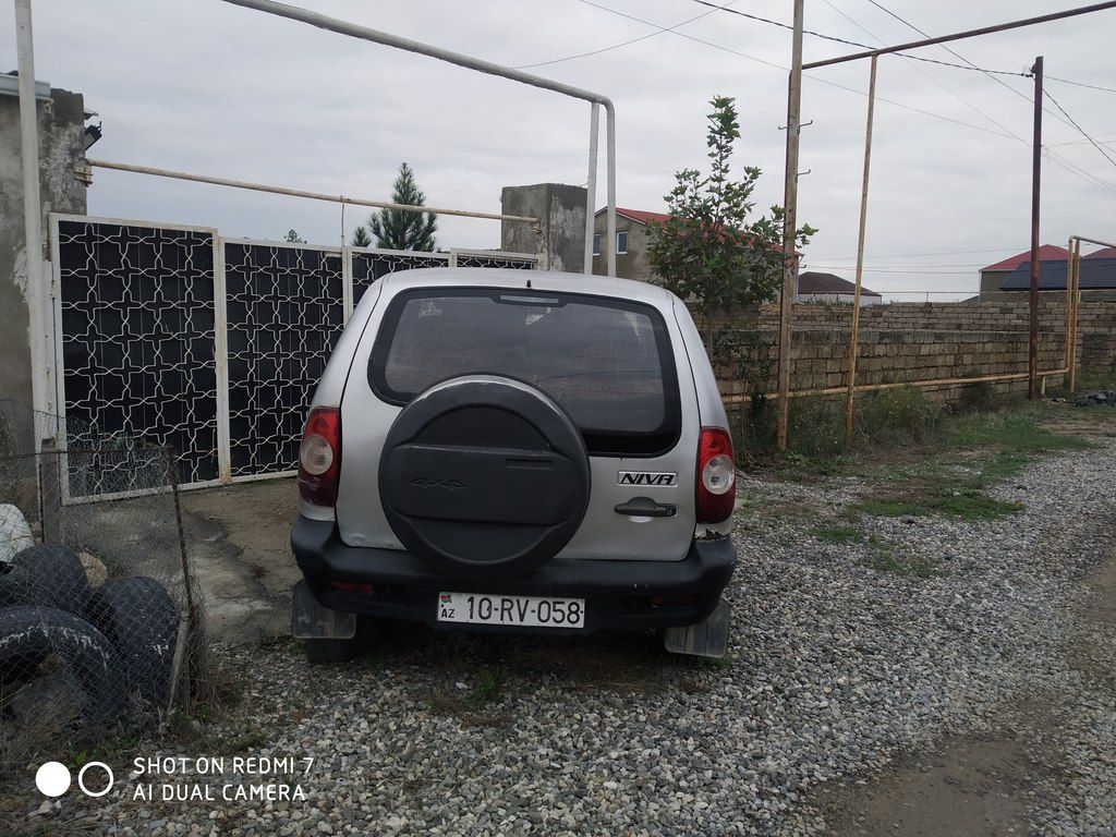 Chevrolet Niva, 1.8 L, 2006 il, 210 090 km — Avtomobillər, Bakı (8)