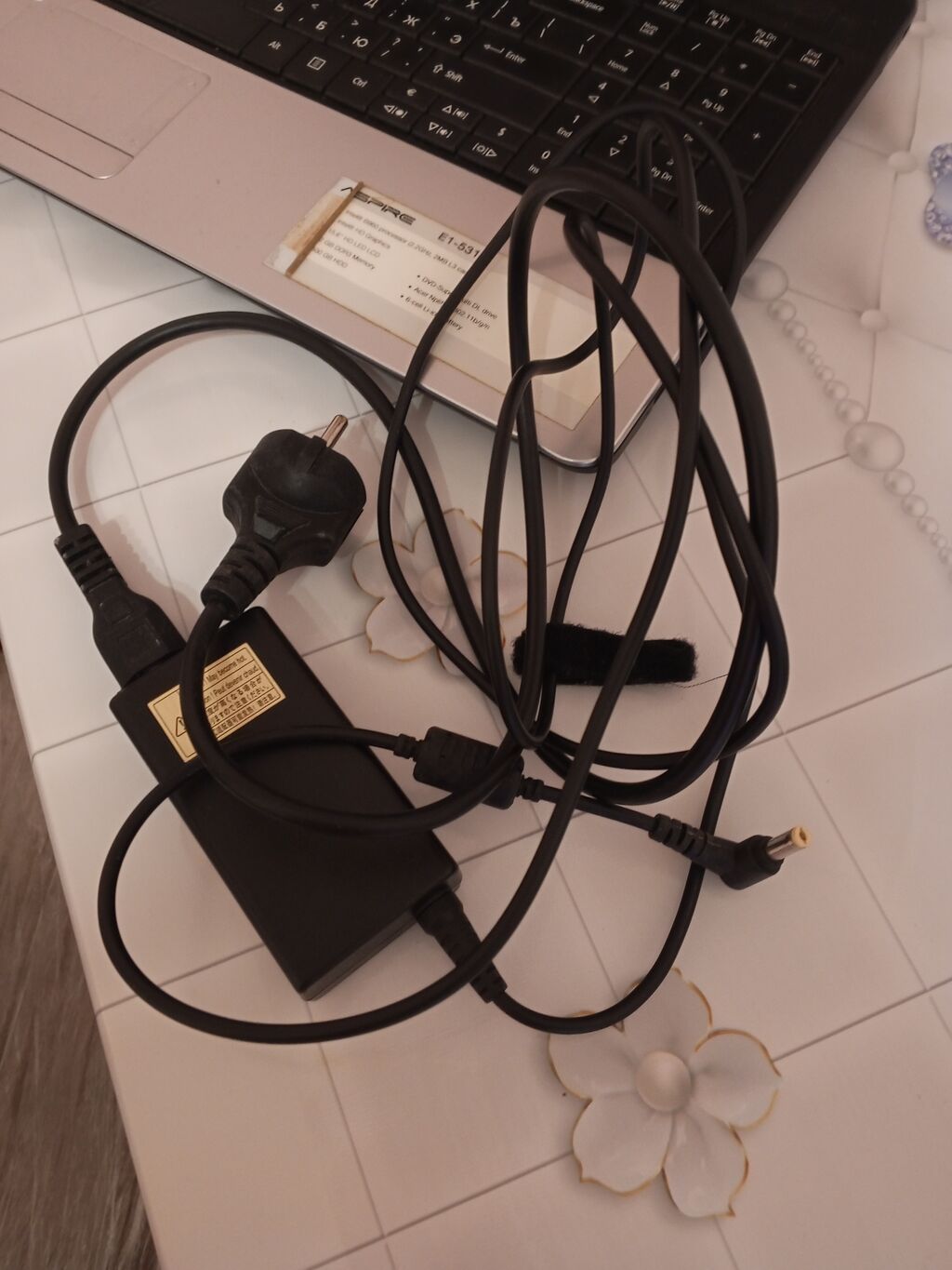 Bəzi şriftleri işlemir, düzəltmek lazımdır.+ Format ehtiyac var. 80 — Acer, Xırdalan (7)