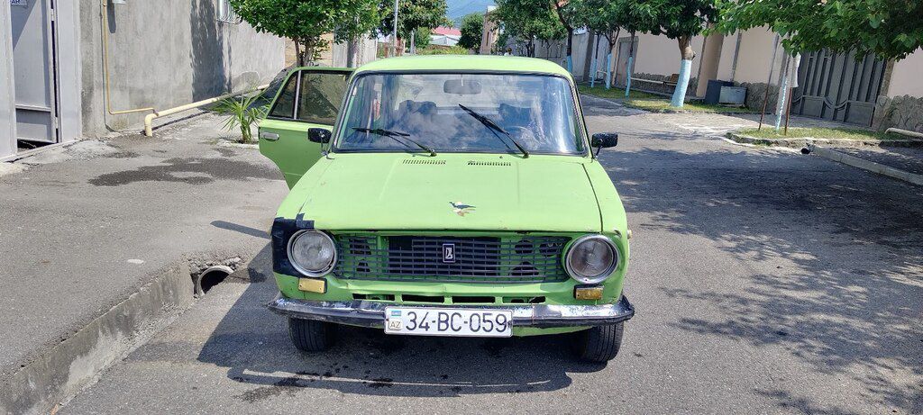Lada (VAZ) 21013, 1.2 L, 1984 il, 100 000 km 34-BC-059 — Avtomobillər, Qax
