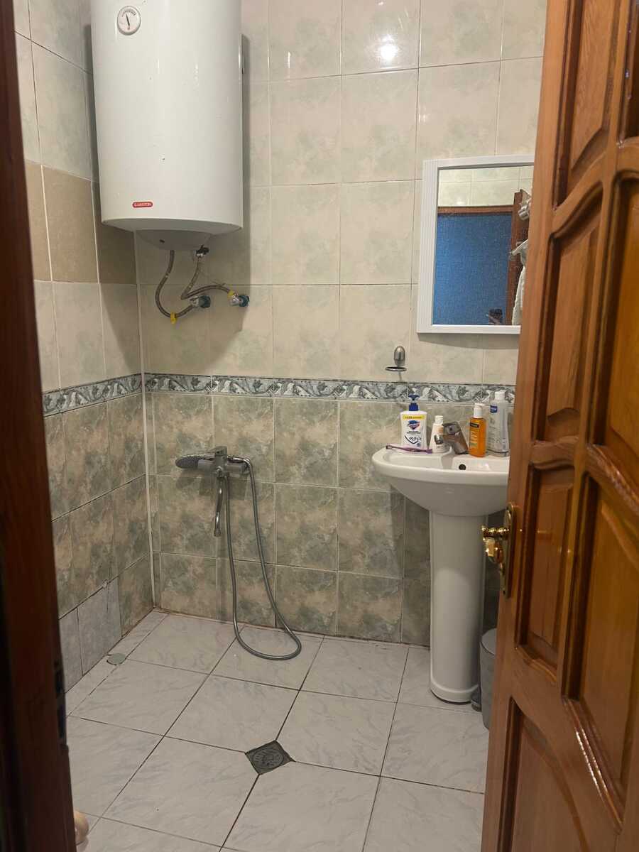 Satılır 2 otaqlı köhnə tikili 55 m² — Mənzil, Bakı (10)