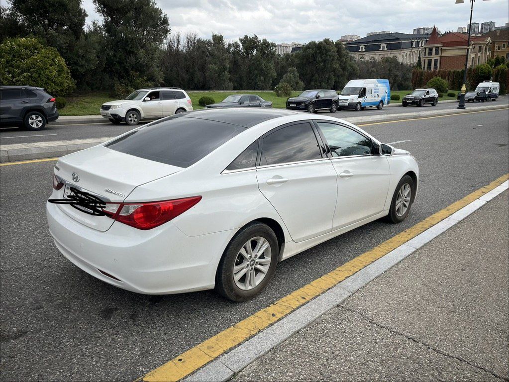 Hyundai Sonata, 2.4 L, 2010 il, 274 500 km — Avtomobillər, Bakı (2)