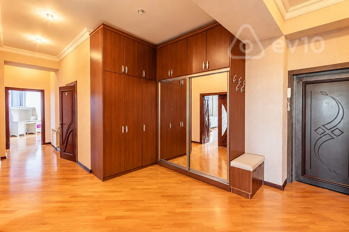 3 otaqlı mənzil, 135 m², H.Zərdabi pr — kirayə — Mənzil, Bakı (12)