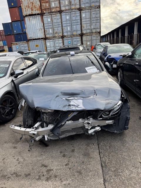 Mercedes E 300, 2.0 L, 2019 il, 126 886 km — 28 700 ₼ · Bakı · Avtomobillər Mercedes E 300, 2.0 L, 2019 il, 126 886 km — Bakı