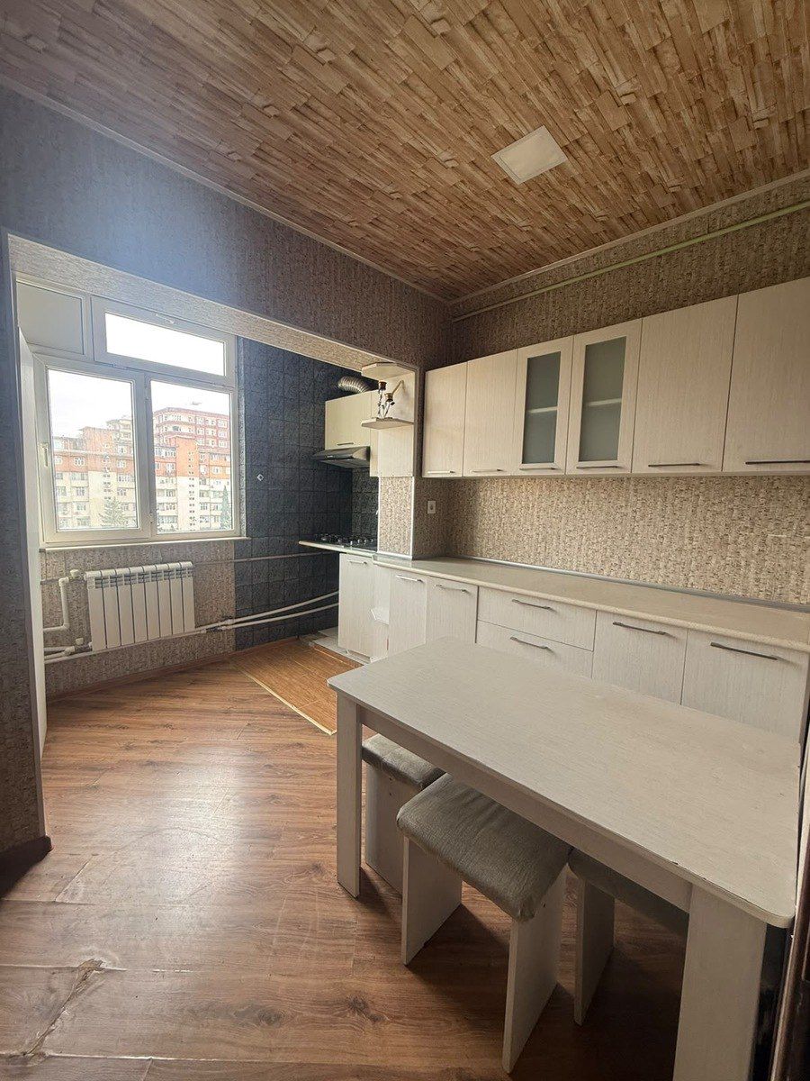 İcarəyə verilir 4 otaqlı köhnə tikili 100 m² — Mənzil, Bakı (8)