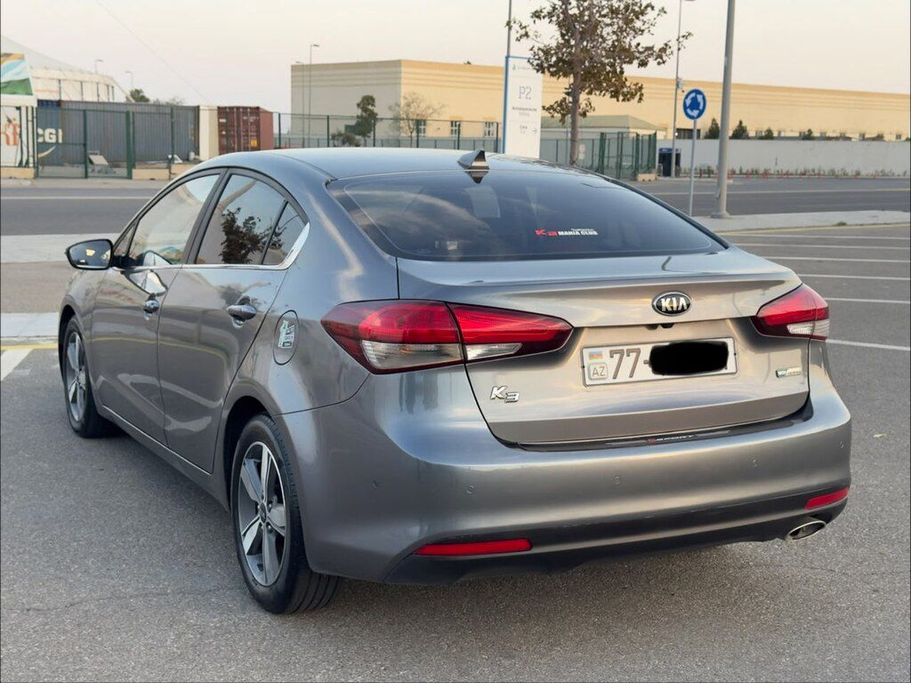 Kia K3, 1.6 L, 2016 il, 150 000 km — Avtomobillər, Bakı (8)