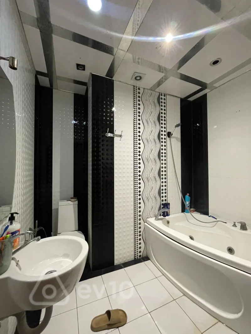 3 otaqlı mənzil, 125 m², Nizami metrosunun qarşisi — Mənzil, Bakı (11)