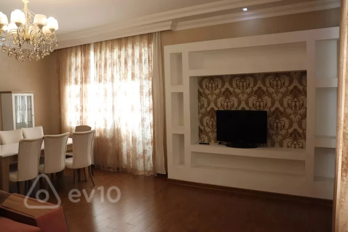 3 otaqlı mənzil, 160 m², mireli seyidov — kirayə — Bakı