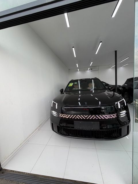 Lynk & Co 900, 1.5 L, 44.85 kWh, 2025 il, yeni — 92 399 ₼ · Bakı · Avtomobillər Lynk & Co 900, 1.5 L, 44.85 kWh, 2025 il, yeni — Bakı