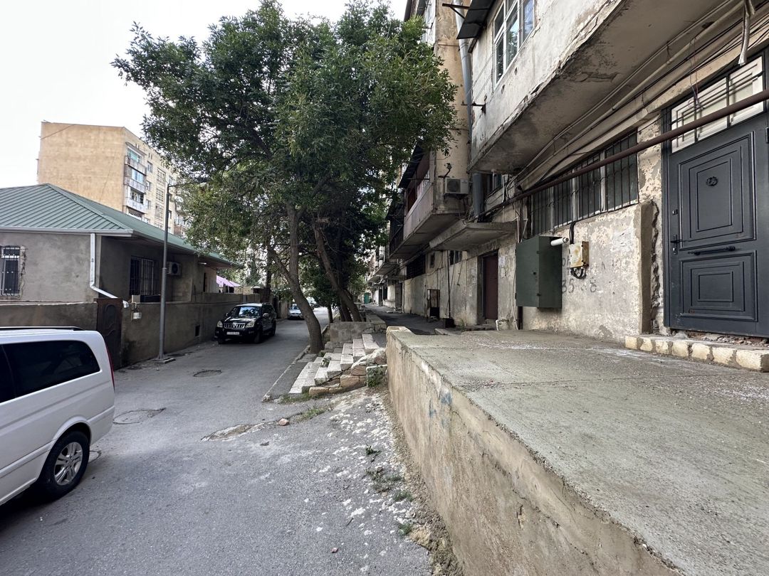 Satılır obyekt 140 m² — Əmlak, Bakı (2)